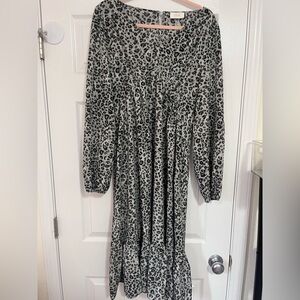 Udy black/gray cheetah print long sleeve dress with ruffle